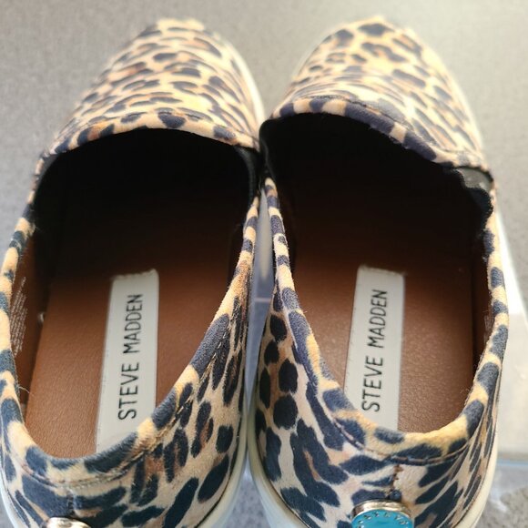 STEVE MADDEN GILLS ''SAFRAY'' LEOPARD PRINT SLIP-ON PLATFORM SNEAKERS METAL LOGO - Picture 6 of 7